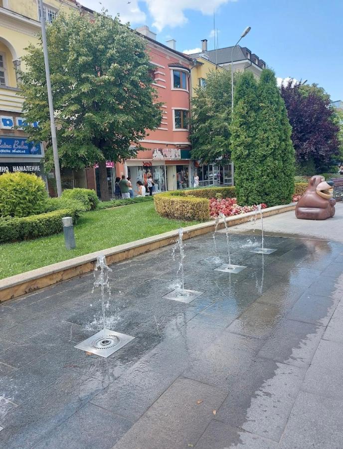 Hotel Kredo Sliven Extérieur photo