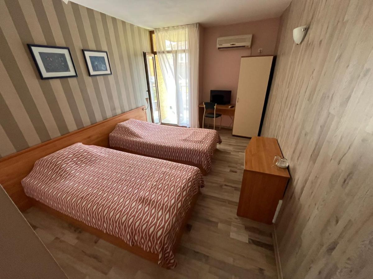 Hotel Kredo Sliven Extérieur photo