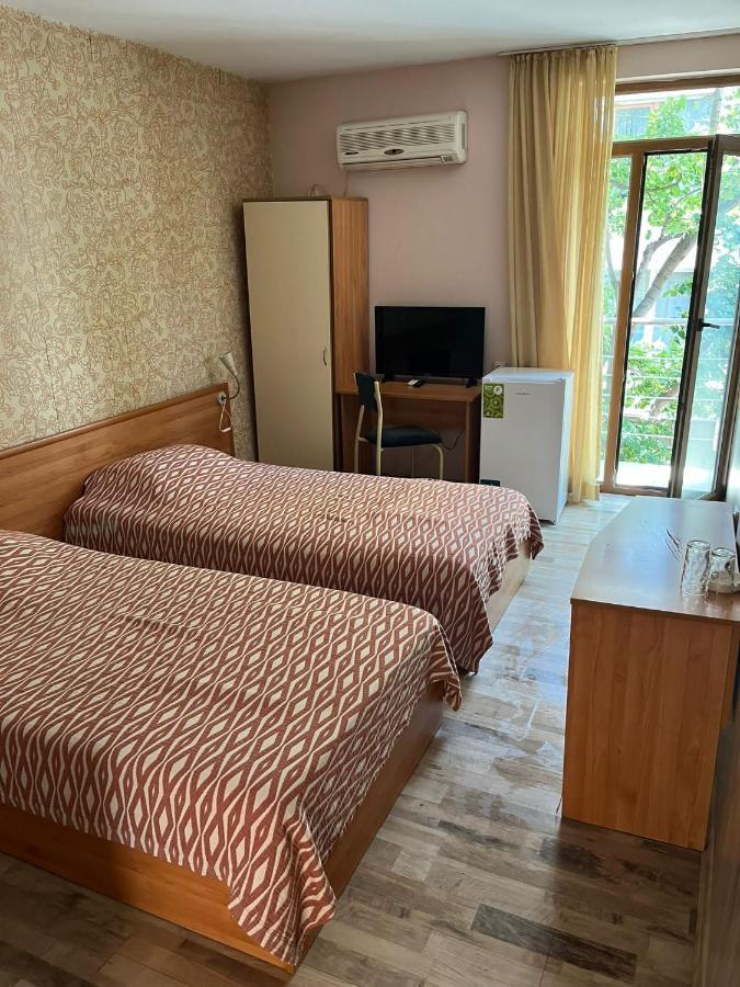 Hotel Kredo Sliven Extérieur photo