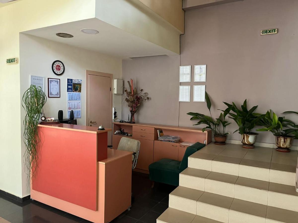 Hotel Kredo Sliven Extérieur photo